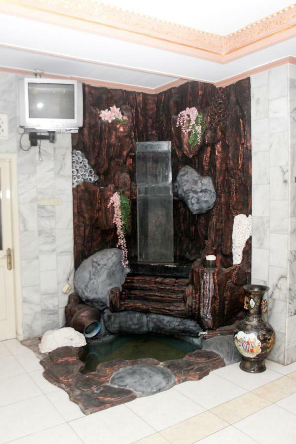 Hotel Wiwi Perkasa 2 Indramayu Exterior photo