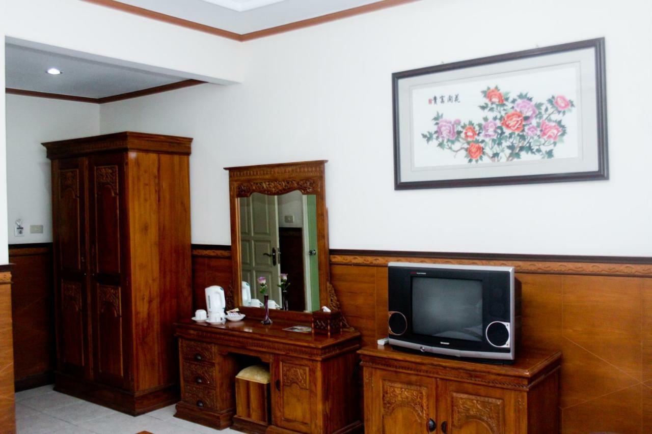 Hotel Wiwi Perkasa 2 Indramayu Exterior photo