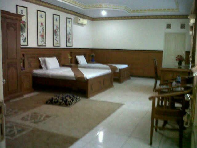Hotel Wiwi Perkasa 2 Indramayu Exterior photo